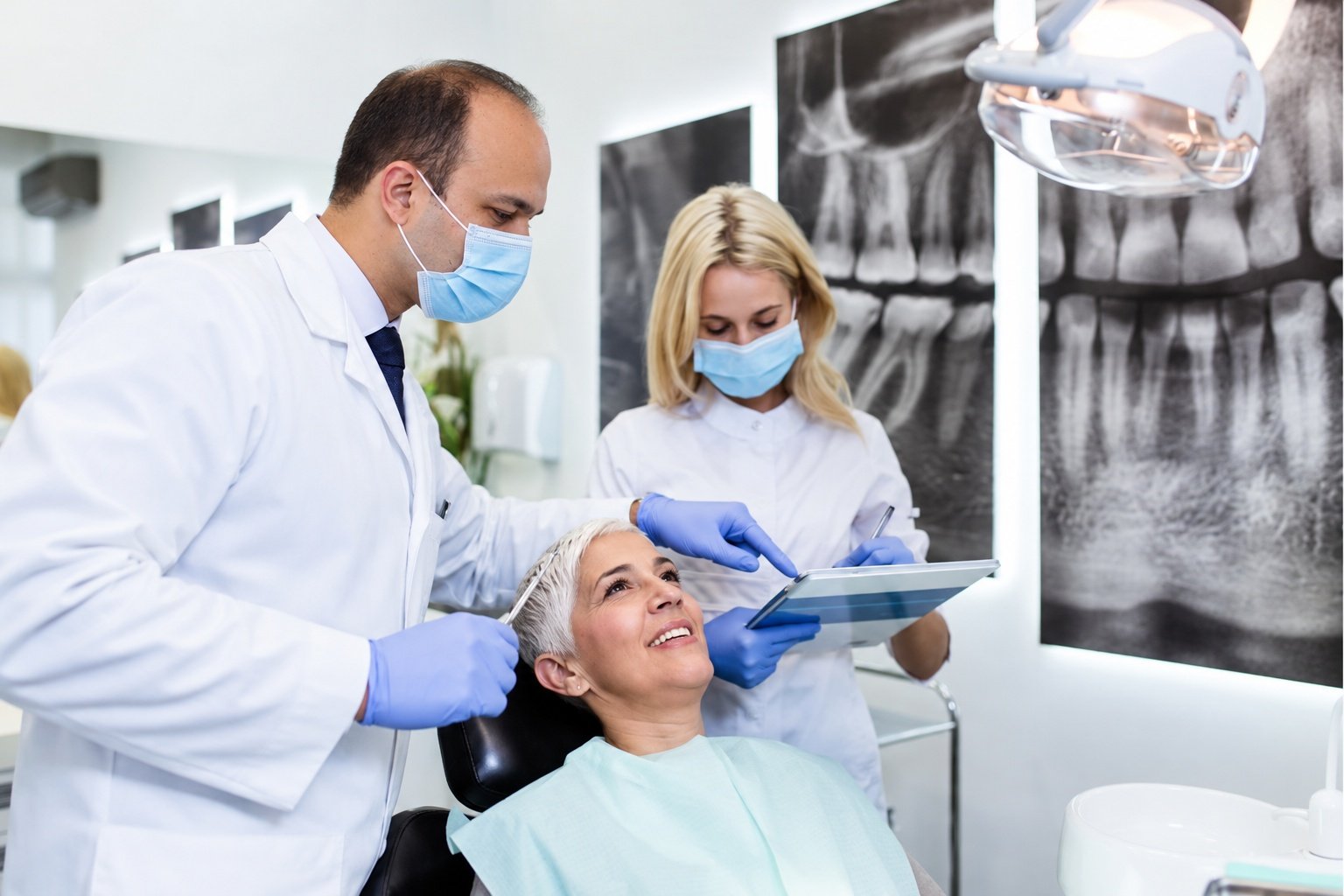 Fotografía ilustrativa de atención odontológica