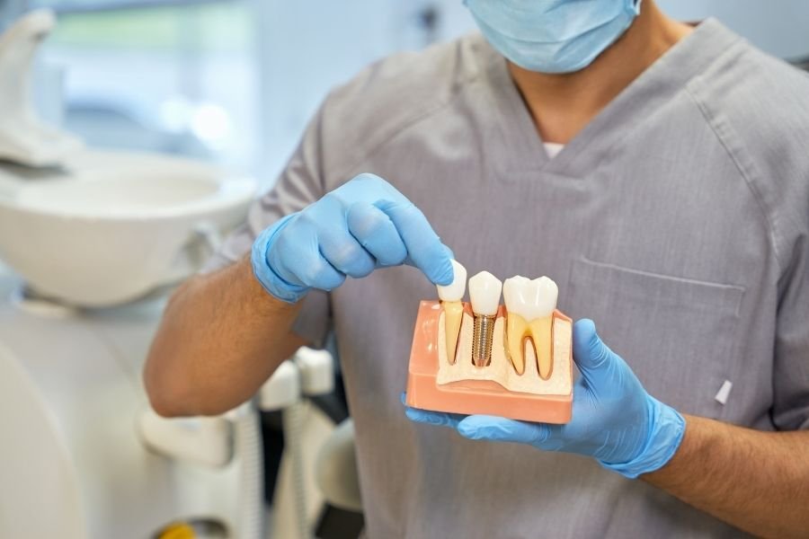 Fotografía ilustrativa de atención odontológica